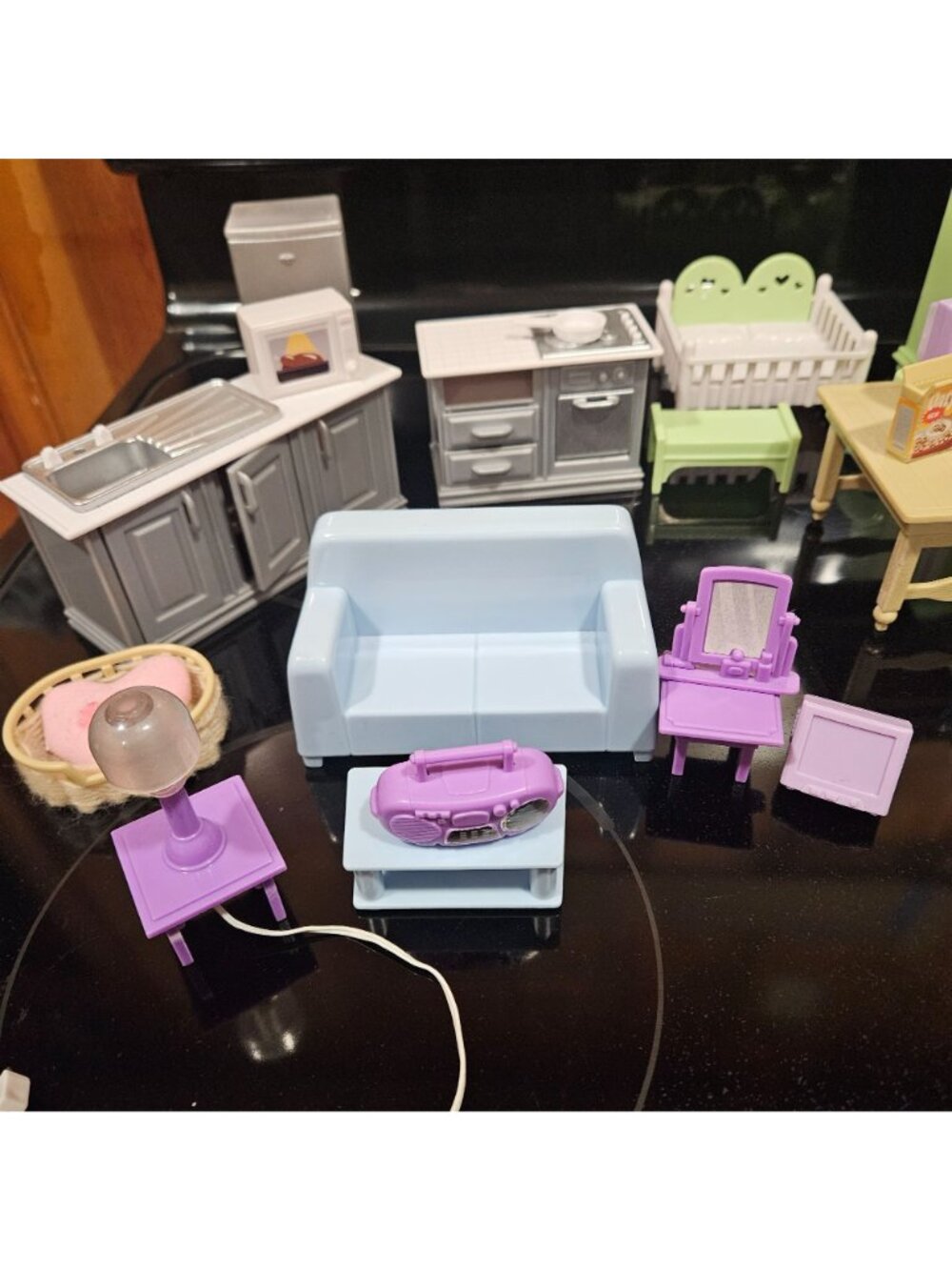 Plastic Dollhouse Furniture Miniature Plastic Bedroom Kitchen Living Room - Picture 2 of 16